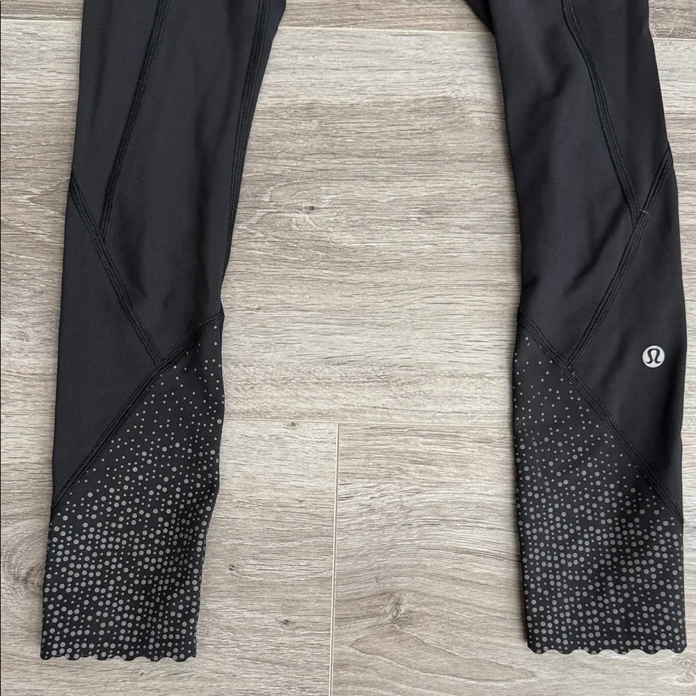 Lululemon Tight Stuff Athletic Leggings